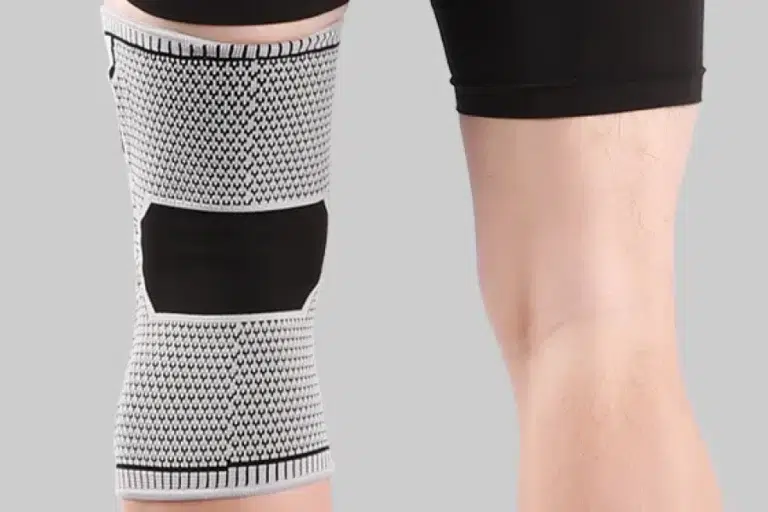 padded knee support